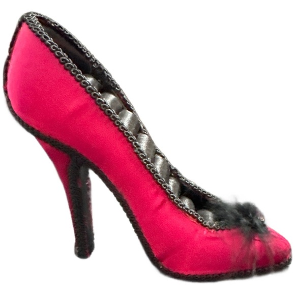 NEW
Jewelry Storage Rack, Dress Shoe Model Jewelry Holder. Holds 8 ring…
0137 - Picture 1 of 4